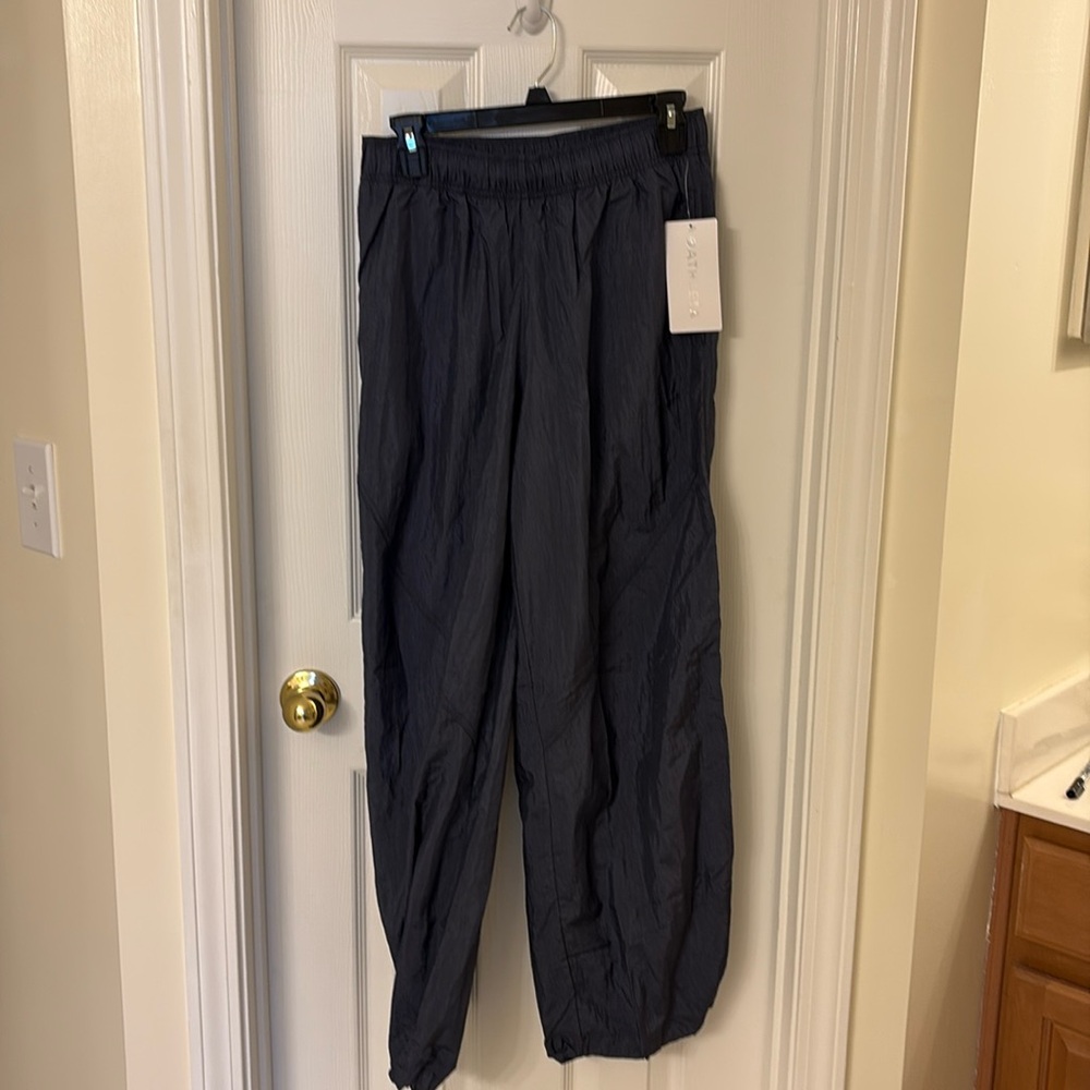 NWT Athleta Lunar Utility Pant